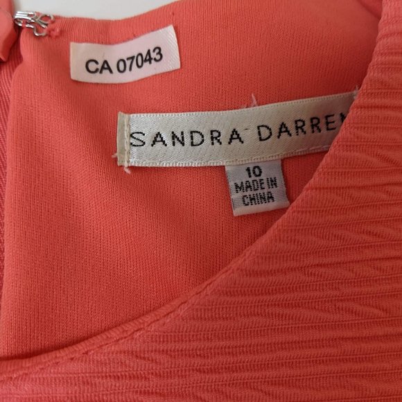Sandra Darren Coral and Black Short Sleeve Midi Dress Size 10 - Picture 12 of 16
